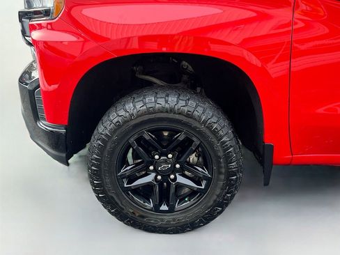 Used 2020 Chevrolet Silverado 1500 LT Trail Boss image 28