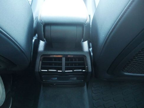 Certified 2022 Audi Q3 2.0T Premium Plus w/ Premium Plus Package image 39