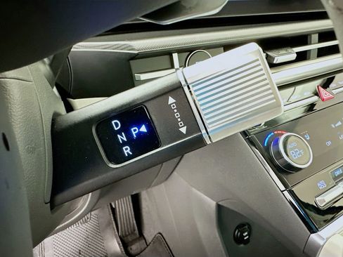 Certified 2025 Hyundai Santa Fe SEL image 20