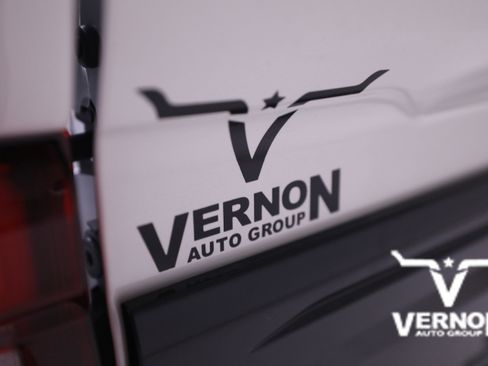 New 2026 Ford F250 Lariat w/ Black Appearance Package image 51