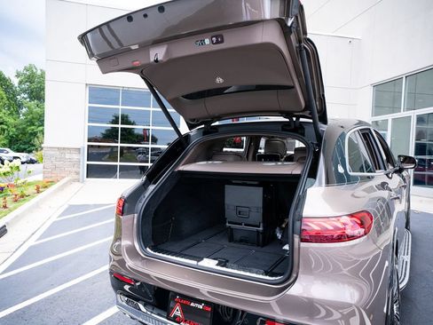Used 2024 Mercedes-Benz Maybach EQS 680 4MATIC image 54