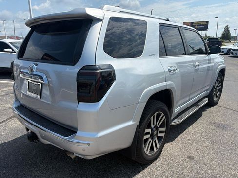 Used 2018 Toyota 4Runner Limited AWD/4WD image 7
