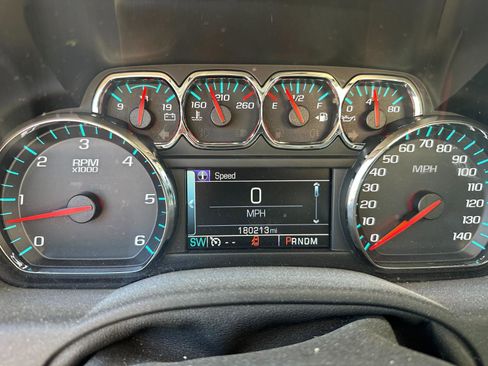 Used 2016 Chevrolet Tahoe LT image 5