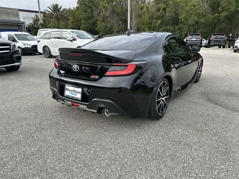 Used 2024 Toyota GR86 image 6