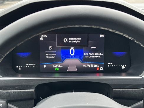 Used 2024 Volkswagen Tiguan S image 25