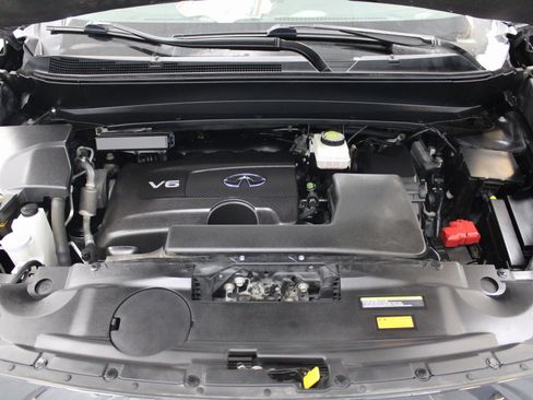 Used 2019 INFINITI QX60 Luxe w/ Essential Package image 10