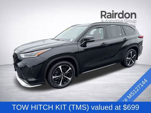 Used 2021 Toyota Highlander XSE image 3