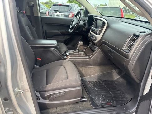 Used 2018 GMC Canyon SLE w/ SLE Convenience Package RWD image 12