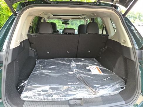 New 2026 Nissan Rogue Dark Armor AWD/4WD image 9