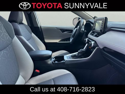 Used 2021 Toyota RAV4 XLE w/ Convenience Package AWD/4WD image 21