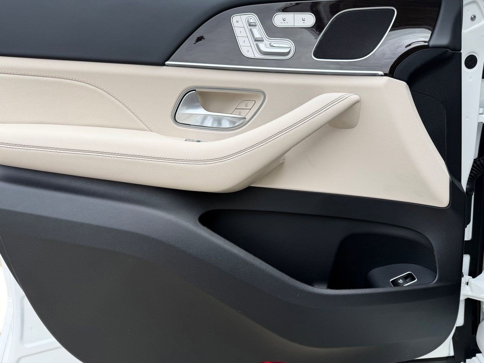 New 2026 Mercedes-Benz GLE 450 4MATIC image 12