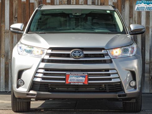 Used 2019 Toyota Highlander XLE AWD/4WD image 6