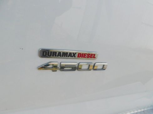 Used 2012 Chevrolet Express 4500 w/ Shuttle Bus Package image 26