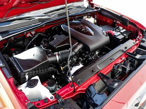 Used 2021 Toyota Tacoma TRD Off-Road image 53