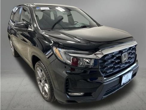 Certified 2023 Honda Passport EX-L image 9