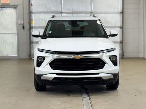 New 2026 Chevrolet TrailBlazer LT FWD image 2