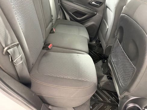 Used 2020 Chevrolet Trax LS image 22