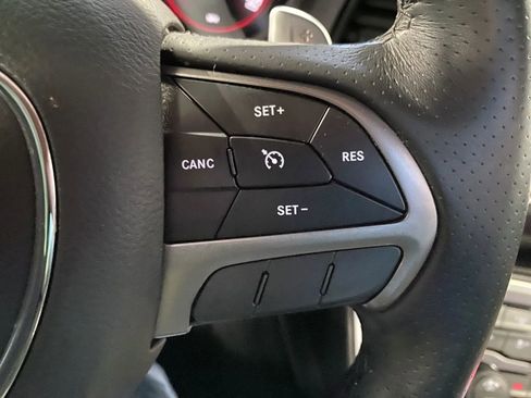 Used 2019 Dodge Challenger R/T w/ Driver Convenience Group image 16