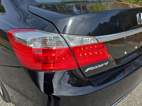 Used 2015 Honda Accord EX-L image 33