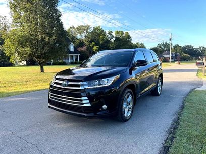 Used 2017 Toyota Highlander Limited Platinum