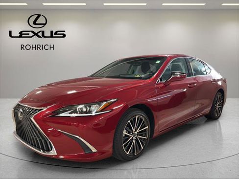 Certified 2024 Lexus ES 350 w/ Premium Package image 1