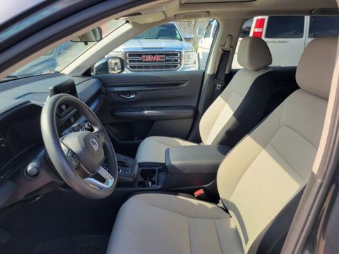 Used 2025 Honda CR-V EX image 8