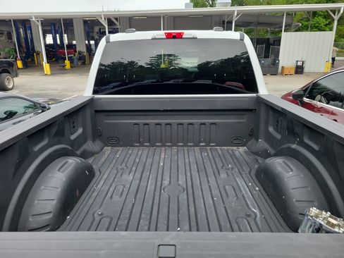 Used 2025 Ford F350 Lariat AWD/4WD image 10