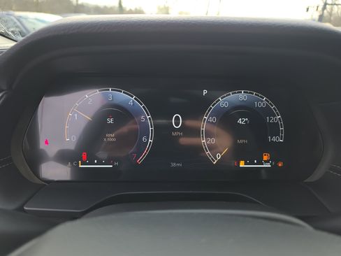 New 2025 Jeep Grand Cherokee L Altitude image 11