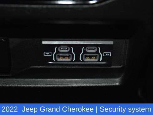 Used 2022 Jeep Grand Cherokee Summit w/ Adv Protech Group IV AWD/4WD image 30