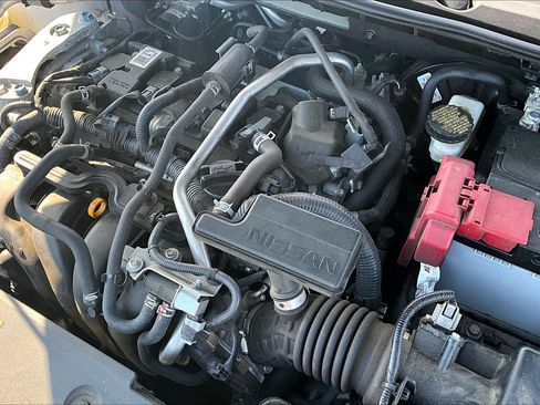 Used 2020 Nissan Sentra SR w/ Premium Package FWD image 31