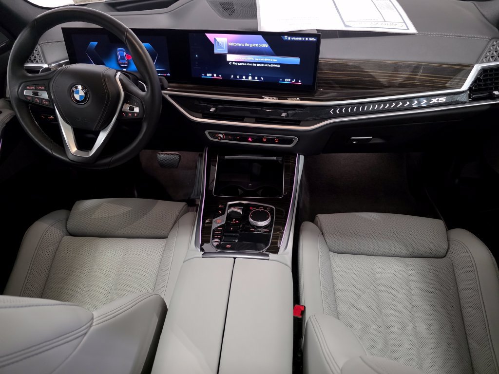 Used 2024 BMW X5 xDrive40i w/ Premium Package AWD/4WD image 18