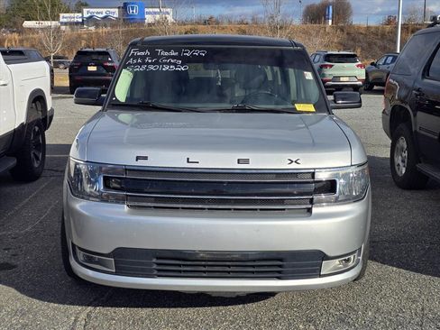Used 2016 Ford Flex SEL w/ Equipment Group 202A image 6