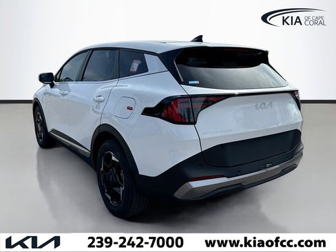 New 2026 Kia Sportage EX image 3