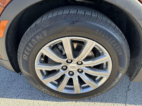 Certified 2020 Cadillac XT4 Premium Luxury image 36