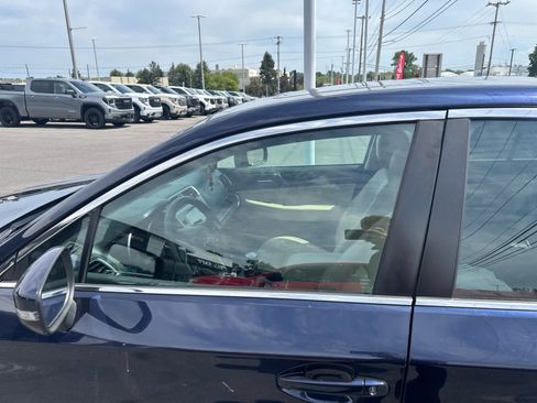 Used 2018 Subaru Legacy 2.5i Limited AWD/4WD image 13