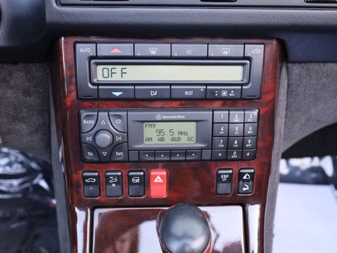 Used 2002 Mercedes-Benz SL 500 image 57