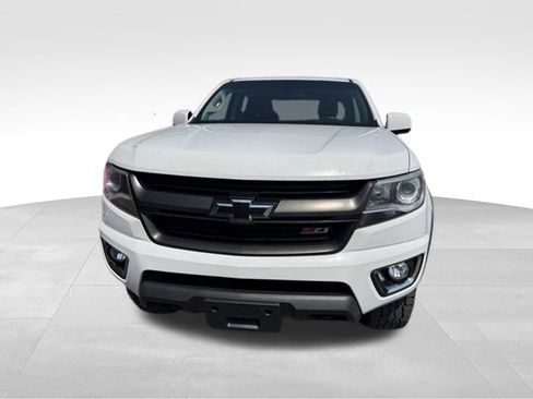 Used 2015 Chevrolet Colorado Z71 AWD/4WD image 2