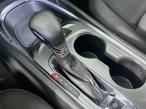 Used 2024 Chevrolet Malibu LT FWD image 24