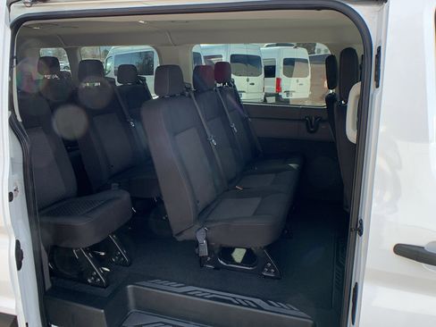 Used 2023 Ford Transit 350 XL image 19