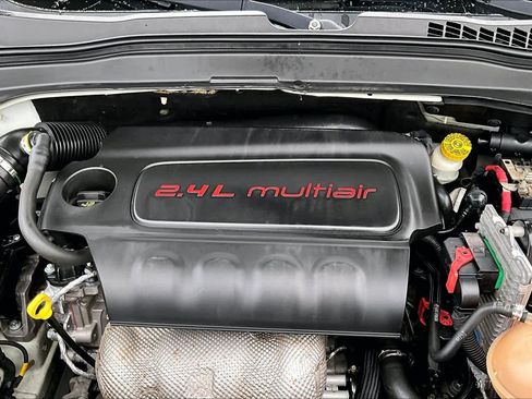 Used 2017 Jeep Renegade Sport w/ Power & Air Group AWD/4WD image 32