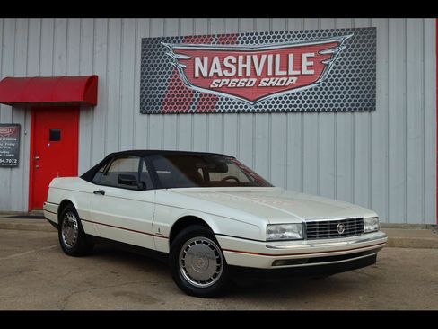 Used 1990 Cadillac Allante FWD image 3