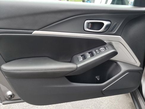 Certified 2025 Acura Integra A-Spec FWD image 18