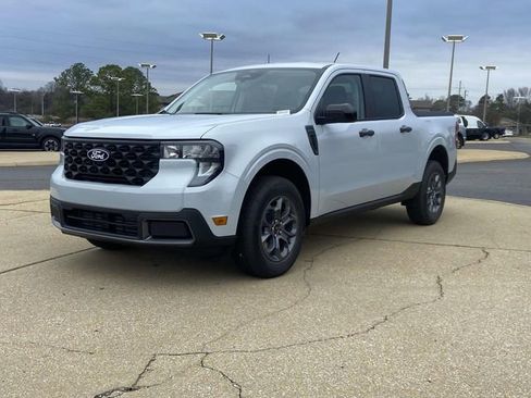New 2026 Ford Maverick XLT w/ XLT Luxury Package AWD/4WD image 5