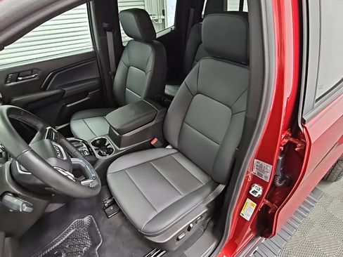 Used 2025 GMC Canyon Elevation w/ Convenience Package image 29