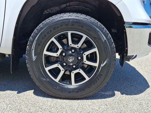 Used 2019 Toyota Tundra SR5 w/ TRD Off Road Package AWD/4WD image 25
