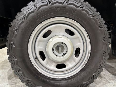 Used 2019 Ford F250 XL w/ Power Equipment Group image 26