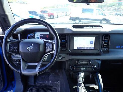 Used 2022 Ford Bronco Black Diamond AWD/4WD image 13