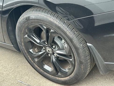 Used 2025 Honda Accord SE image 4