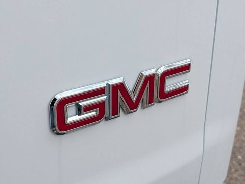 New 2026 GMC Savana 3500 Extended w/ Driver Convenience Package RWD image 13