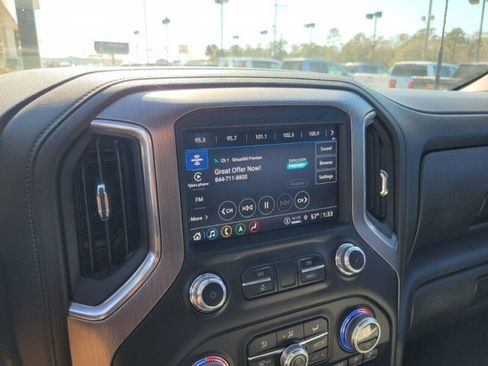 Used 2023 GMC Sierra 3500 Denali image 19